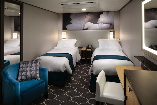 RCI, Symphony of the Seas, Connecting Interior.jpg